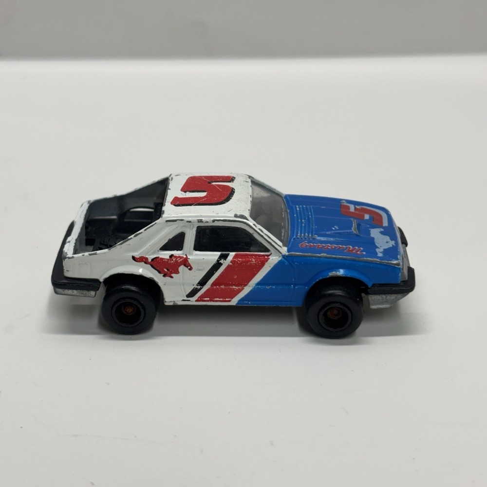 MAJORETTE # 220 BLUE/WHITE MUSTANG 1:59 SVO